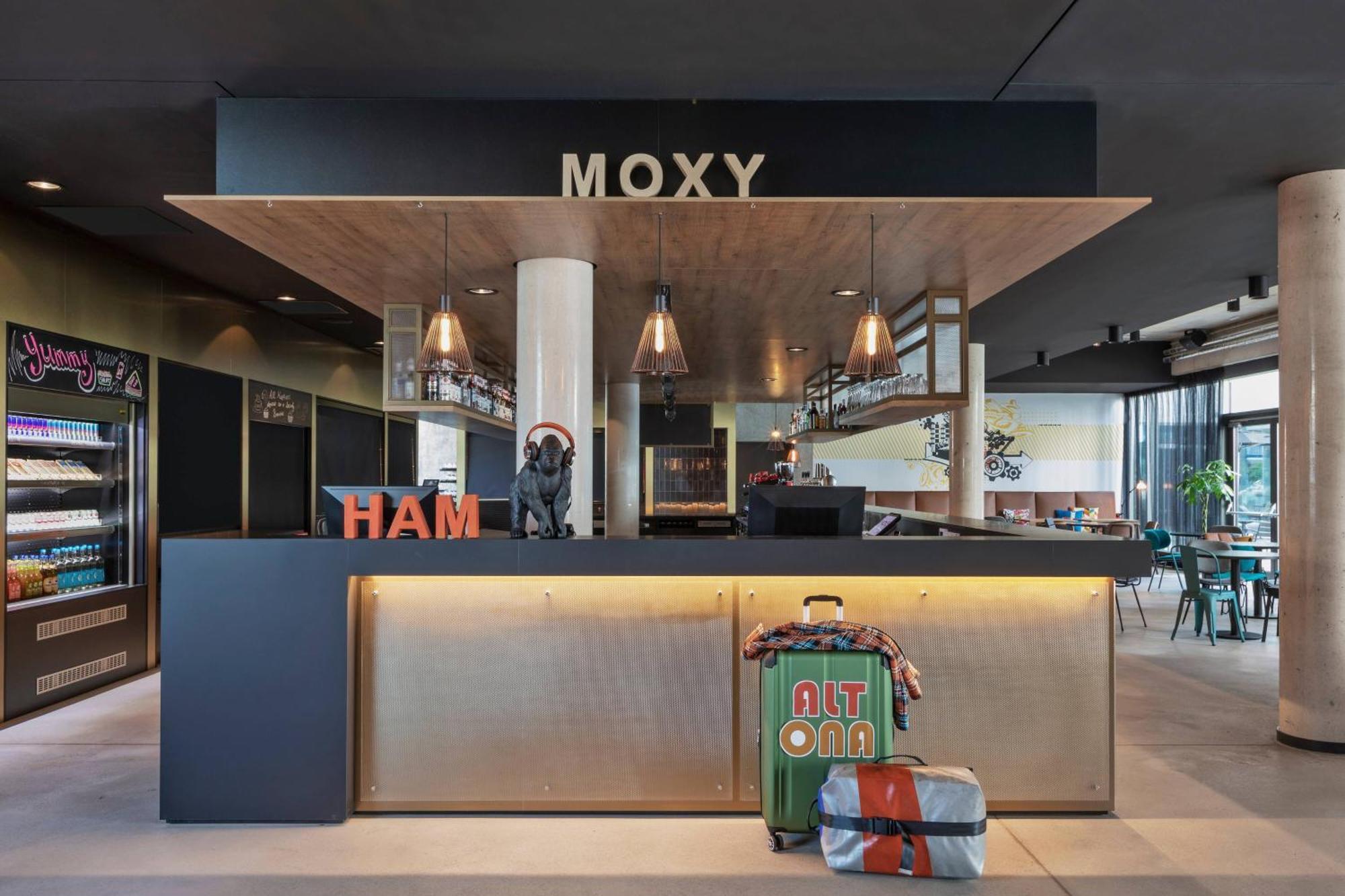 Moxy Hamburg Altona Hotel Exterior photo